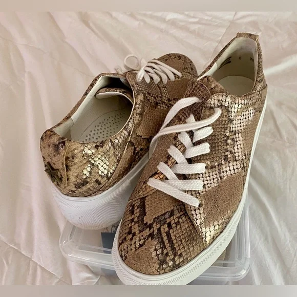 Paul Green Ally Snake Embossed Platform Sneakers 9 - Picture 8 of 15